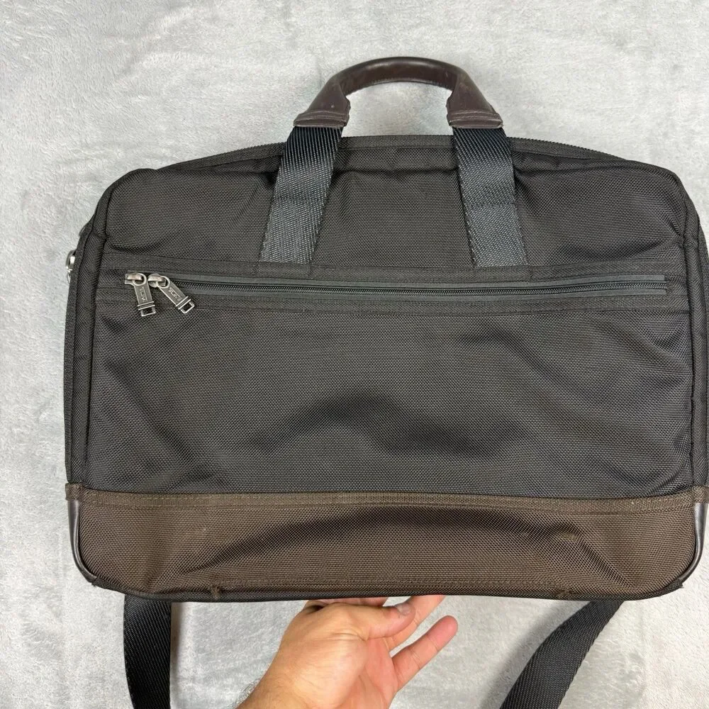 Tumi alpha bravo